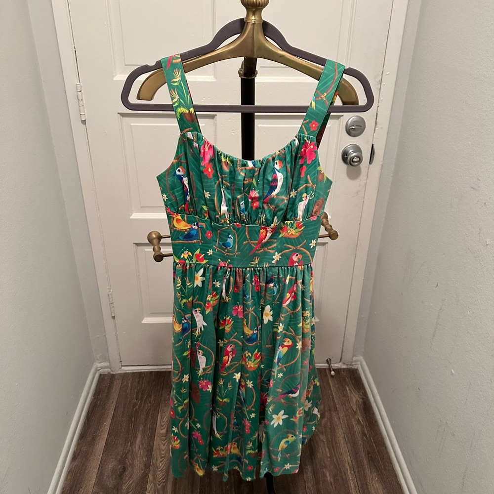 The Dress Shop Disney Parks Enchanted Tiki Room Birds Womens Dress Size Small